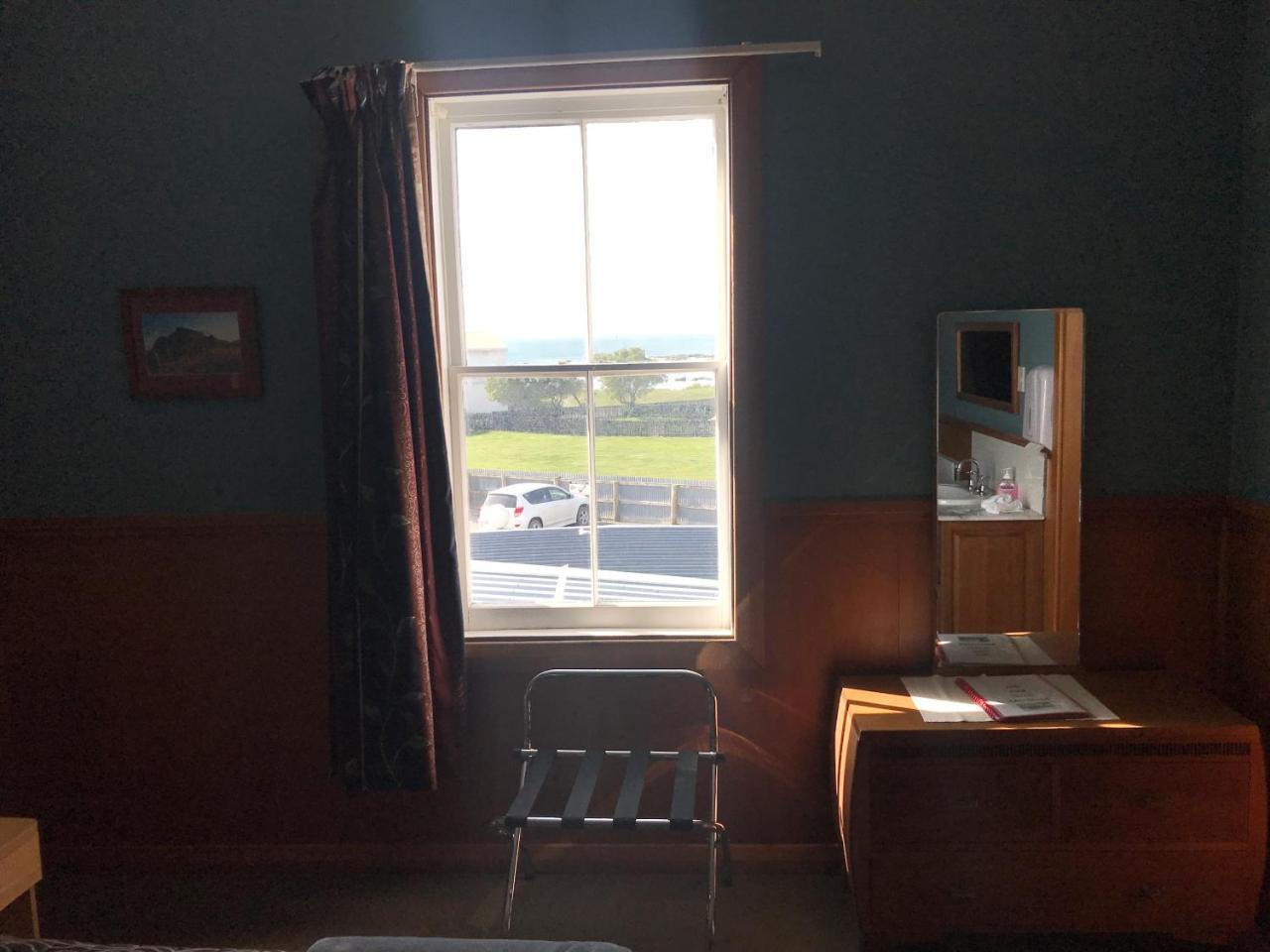 The Pier Hotel カイコウラ エクステリア 写真