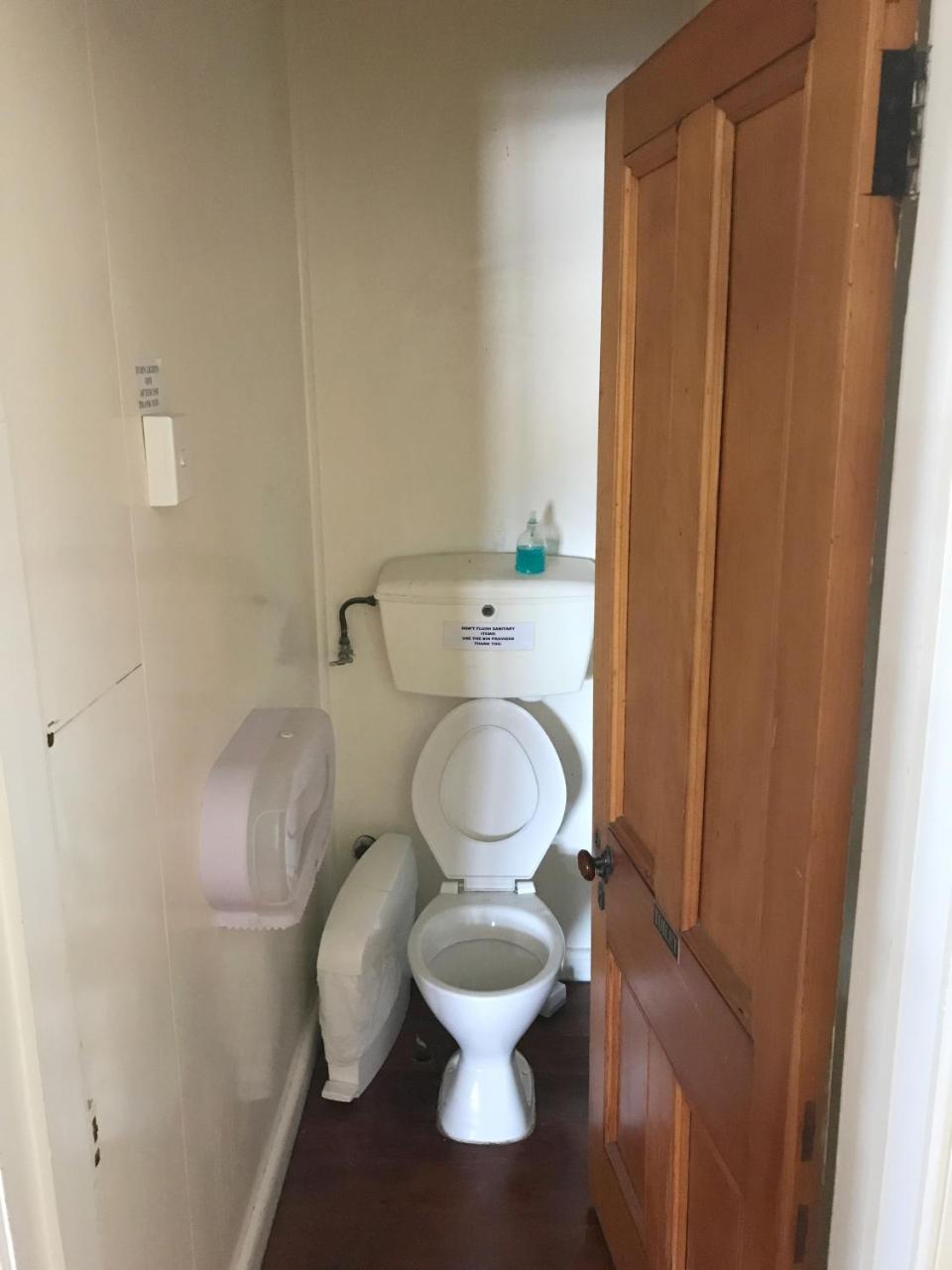 The Pier Hotel カイコウラ エクステリア 写真