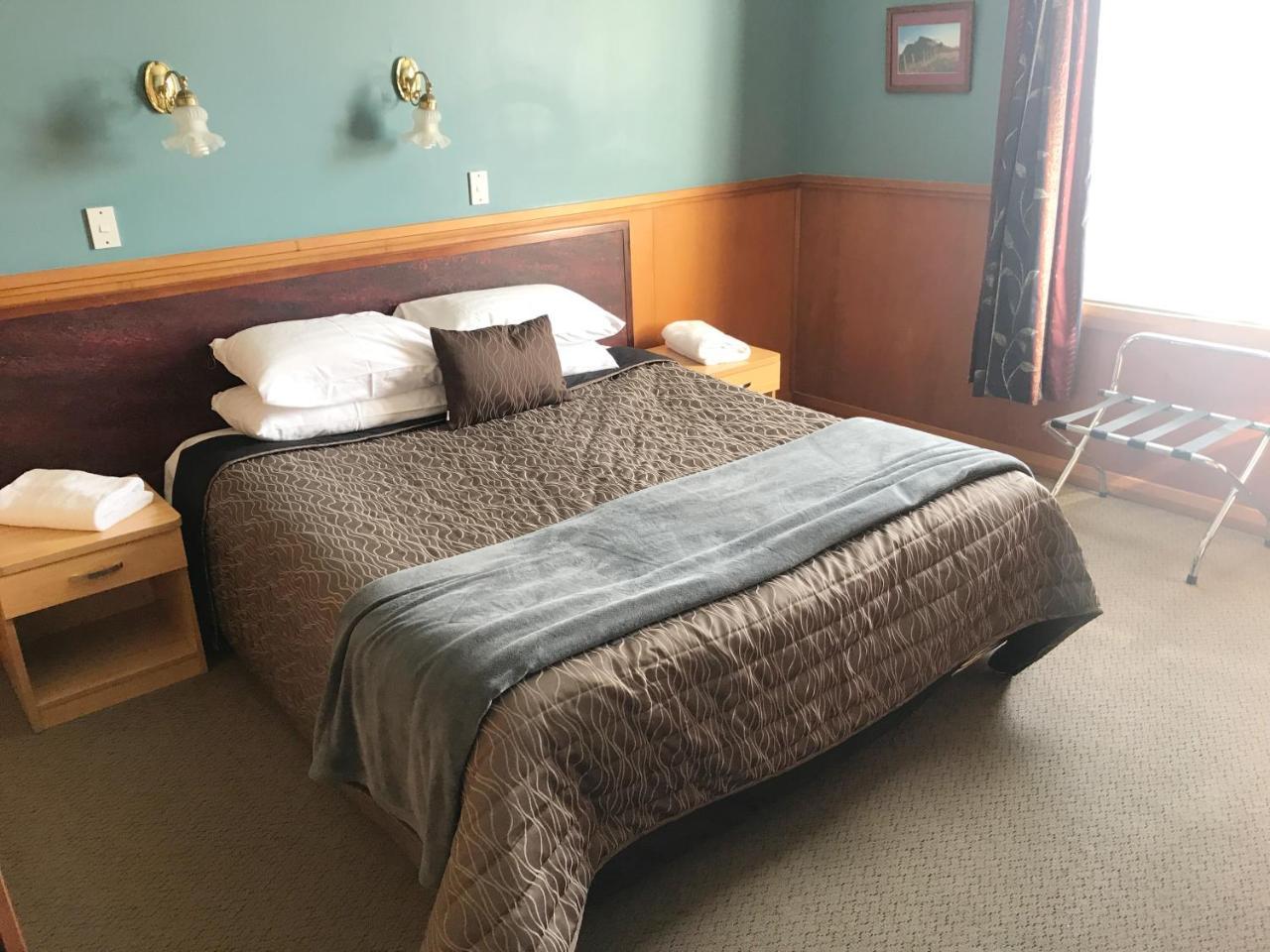The Pier Hotel カイコウラ エクステリア 写真